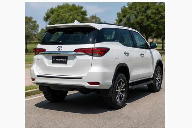 04 fortuner trasera 1 768x512